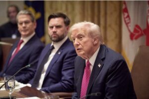 Що Україна віддасть за мир: експерт про новий план Трампа